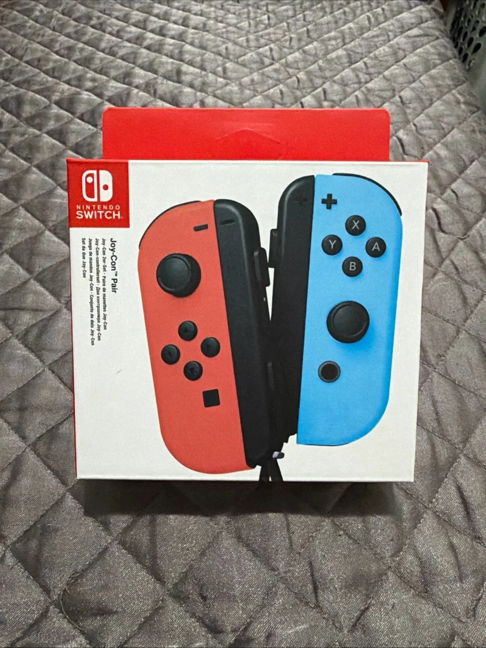 Nintendo Joy-Con Controllers Red & Blue Pair